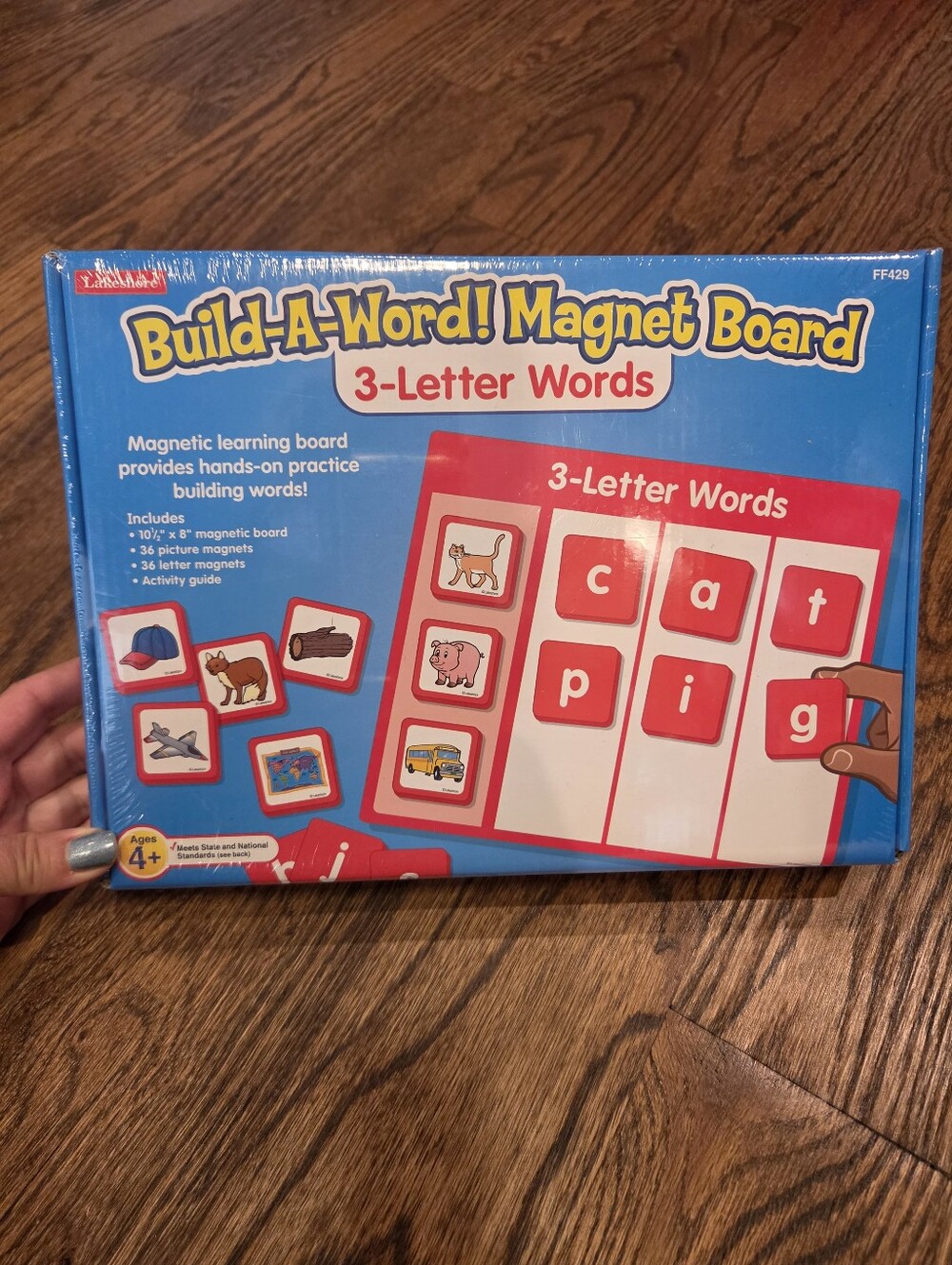Build-A-Word! Magnet Board 3 Letter Words Lakeshore Learning NEW